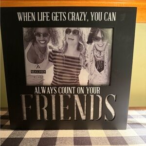 Malden Friends Frame